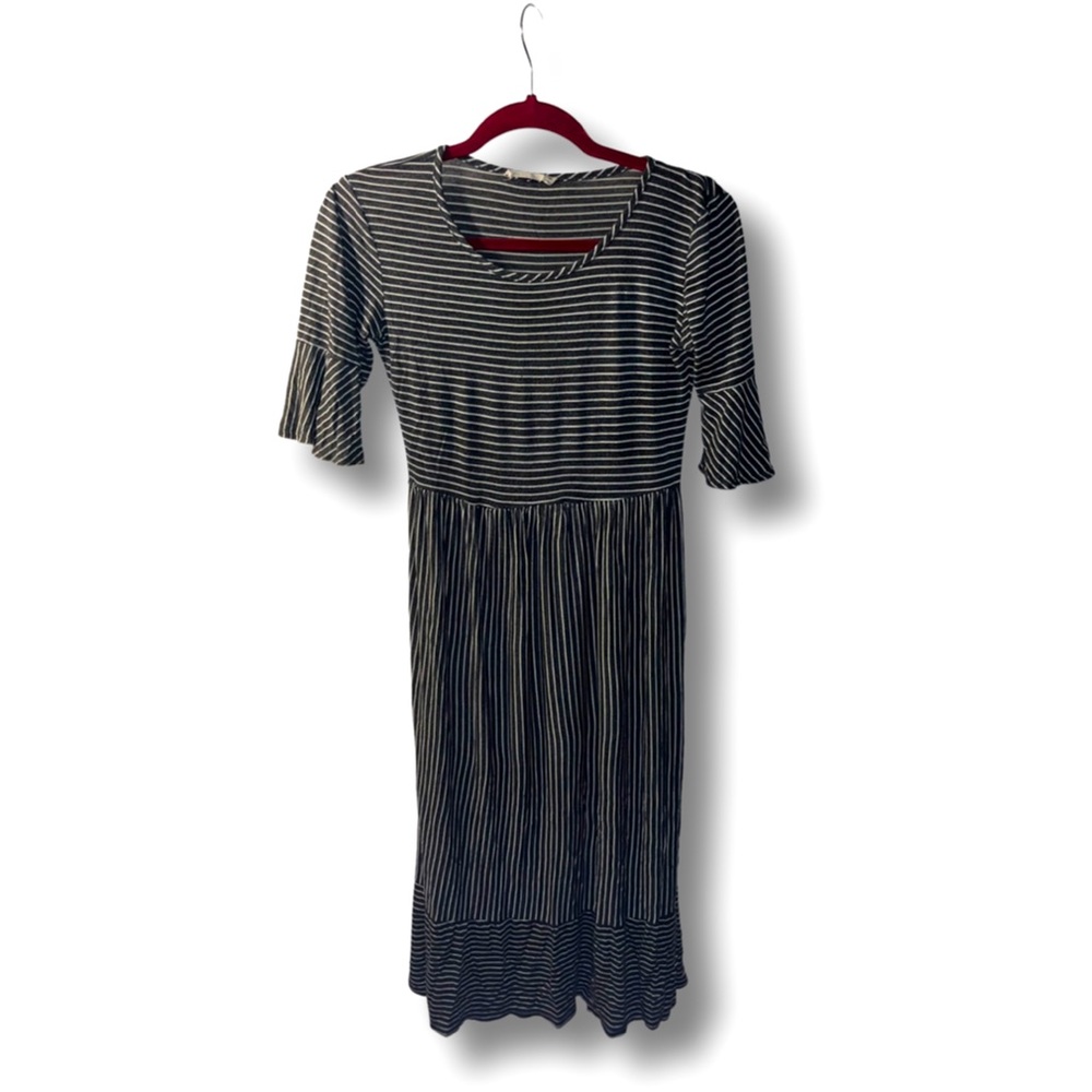 Lightweight Mid Sleeve Dress